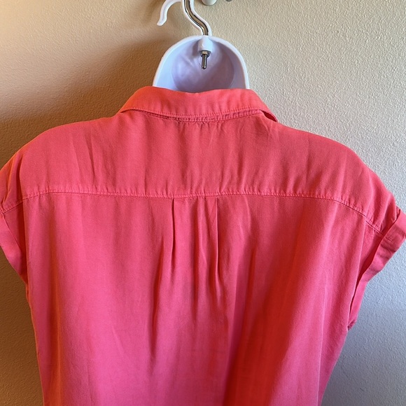 Love Tree Button Down Top Size Small Coral Relaxed Fit Short Cap Sleeves - Picture 5 of 15